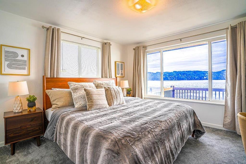 Waterfront Retreat, Relaxation, Fun In Hood Canal Hoodsport Екстериор снимка