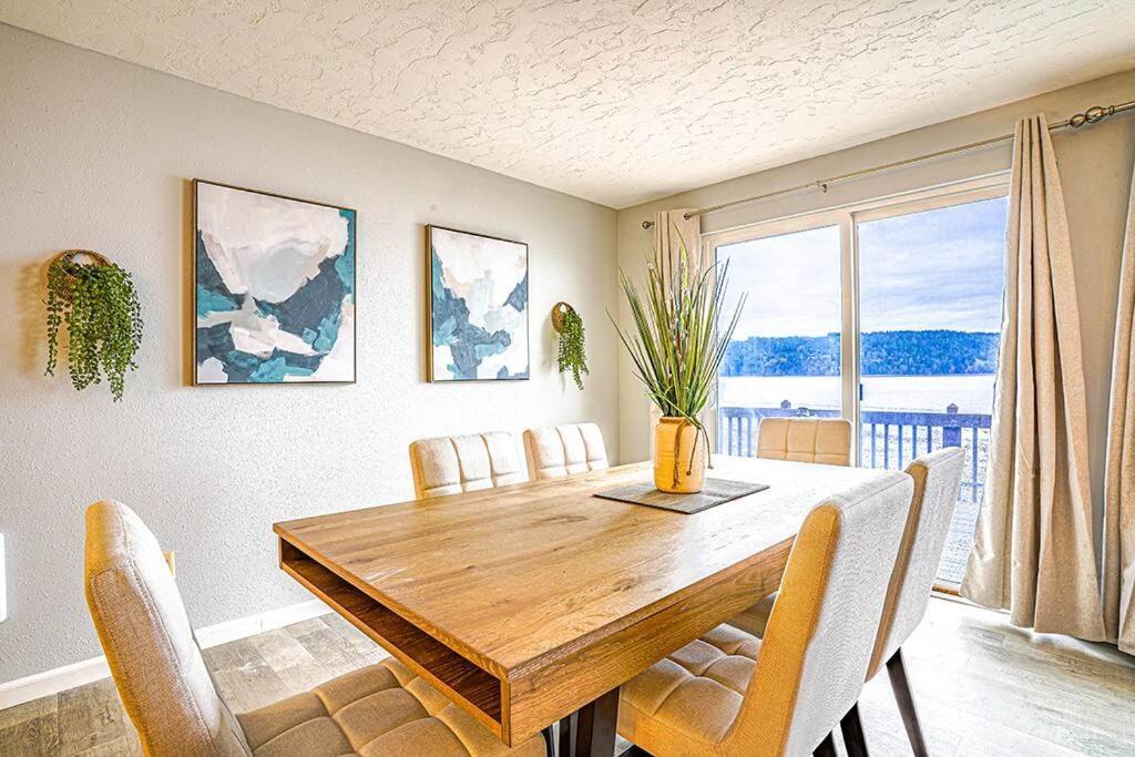 Waterfront Retreat, Relaxation, Fun In Hood Canal Hoodsport Екстериор снимка