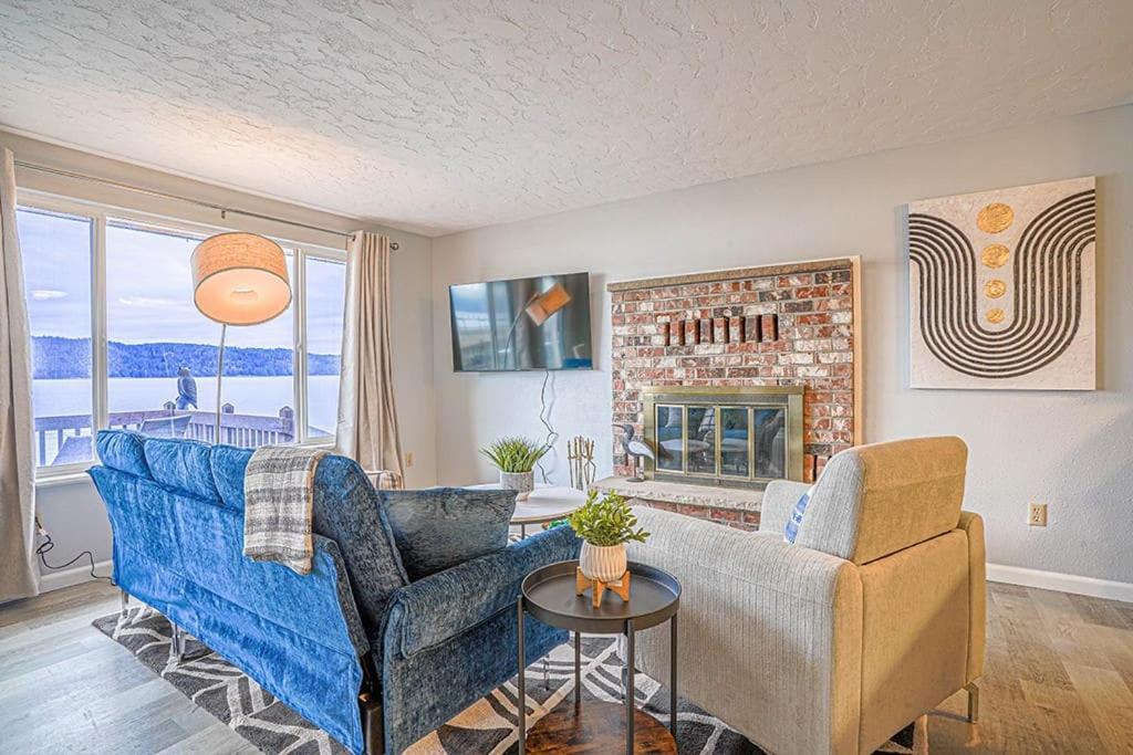 Waterfront Retreat, Relaxation, Fun In Hood Canal Hoodsport Екстериор снимка