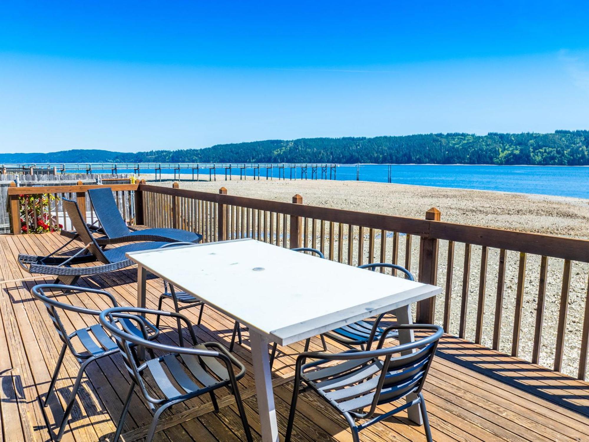 Waterfront Retreat, Relaxation, Fun In Hood Canal Hoodsport Екстериор снимка